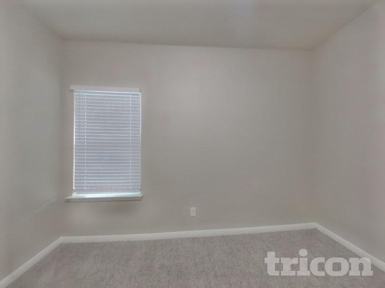 Building Photo - 2832 Mistywood Ln