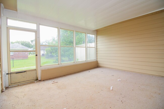 Building Photo - Updated Midland, GA Home