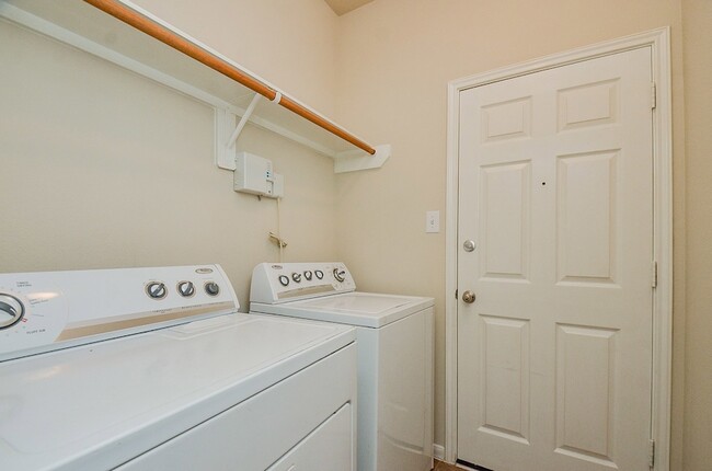 Building Photo - 4214 Barossa Valley Ln