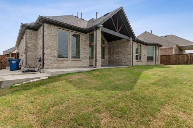 Building Photo - 1266 Huffines Blvd