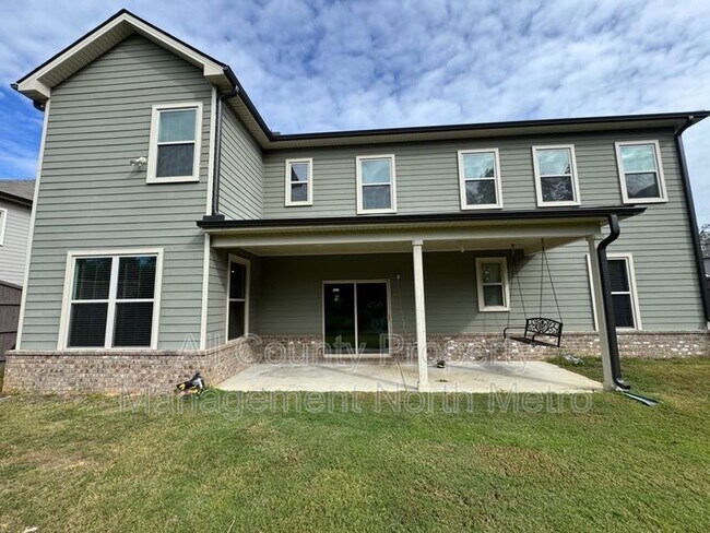 Building Photo - 7870 Tiberon Pkwy