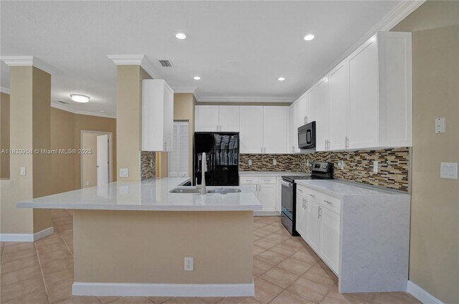 Building Photo - 797 Chimney Rock Rd