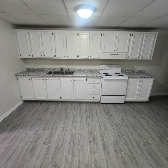 Building Photo - 126 Rush Dr