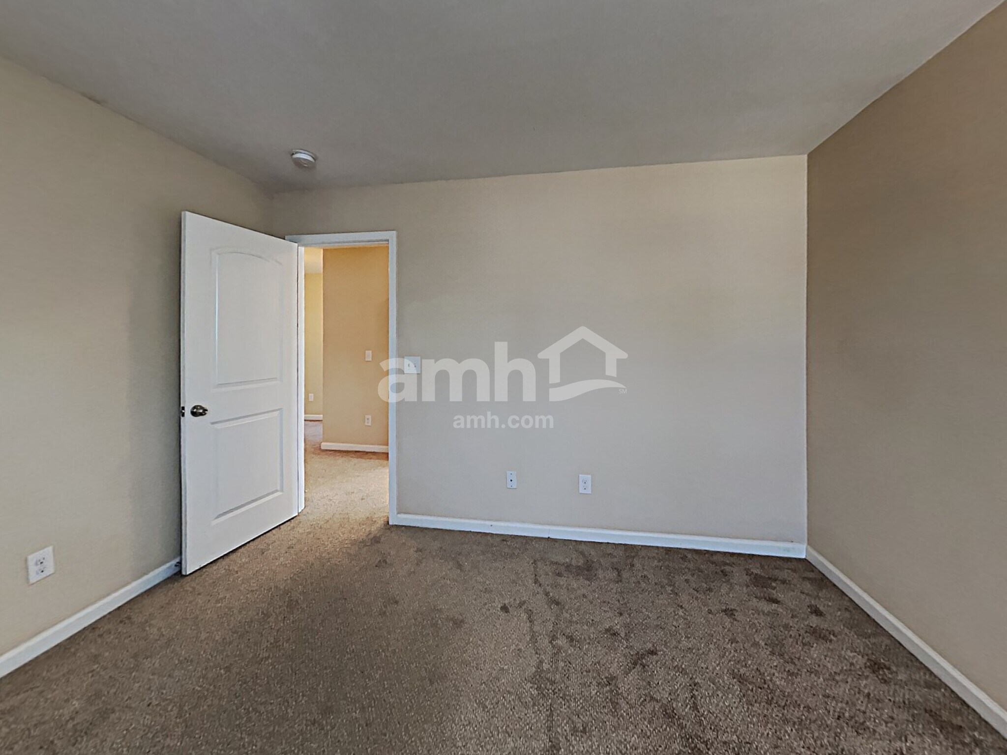Building Photo - 4 Bolter Ct