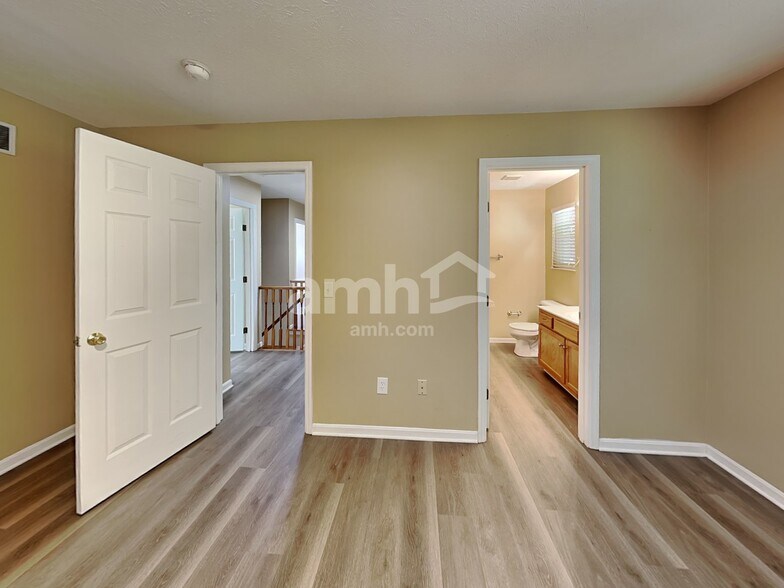 Building Photo - 4246 Muscovy Ln