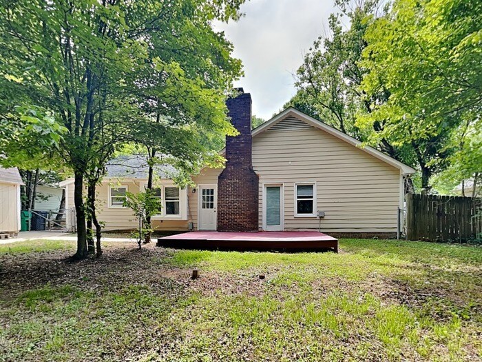 Building Photo - 6515 Birdsong Ln