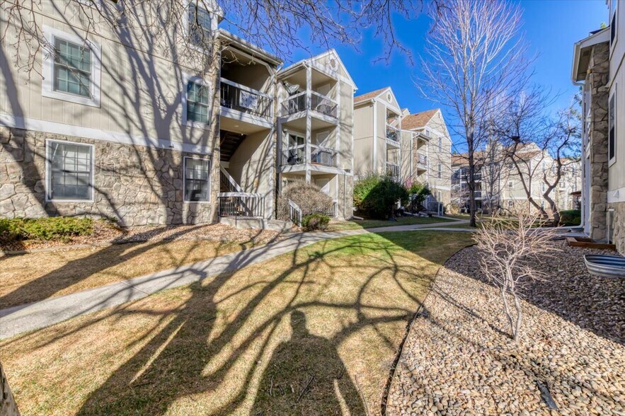 Building Photo - 5403 W 76th Ave