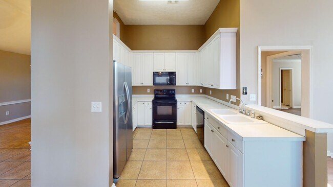Building Photo - 860 Autumn Ridge Rd