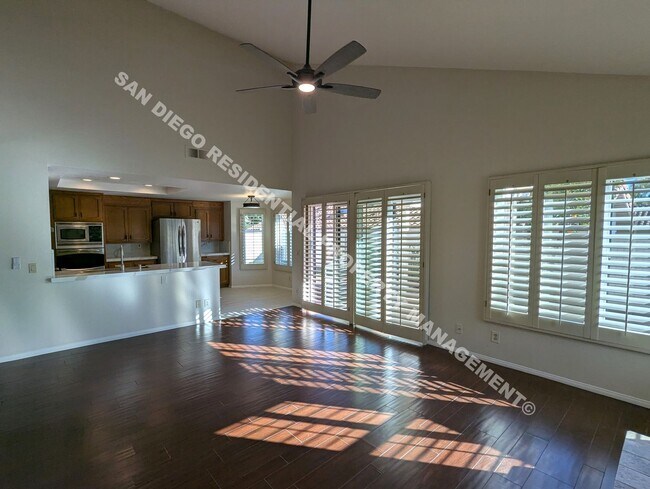 Building Photo - Beautiful Single Story Home in the PERFECT Rancho Bernardo Location