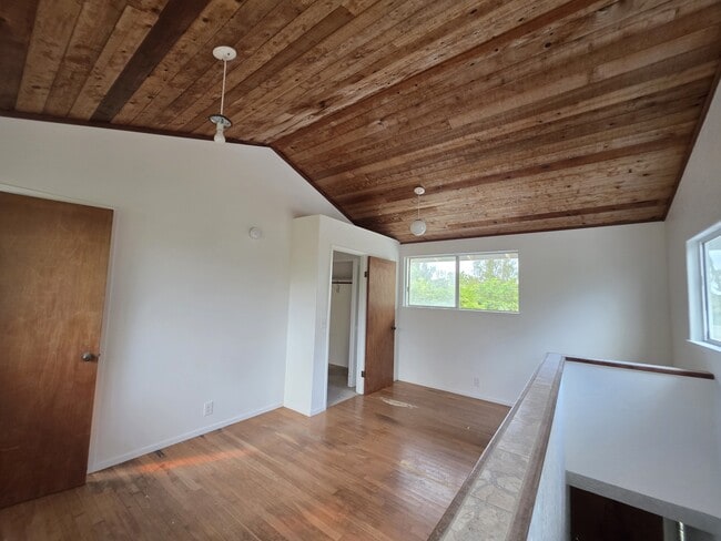 Building Photo - 15-1794-1794 1st Ave