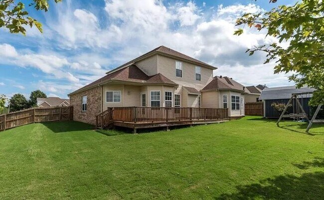 Building Photo - 2028 Cobblestone St