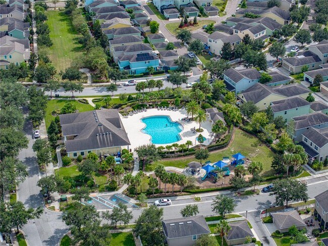 Building Photo - 6222 Hadley Commons Dr
