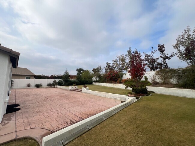 Building Photo - 14816 Huckleberry Dr