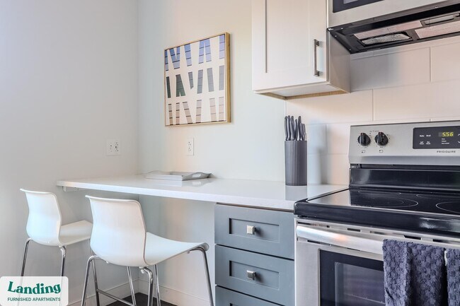 Building Photo - 210 E Green St