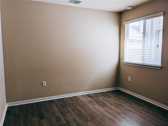 Building Photo - 1802 Arborside Dr