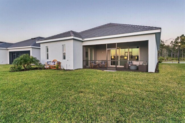 Building Photo - 14381 Heritage Landing Blvd