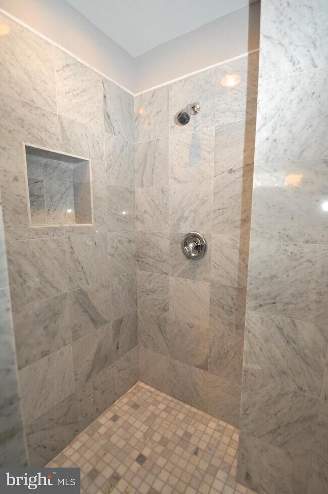 Building Photo - Beautiful Renovated Home in North Wilmington