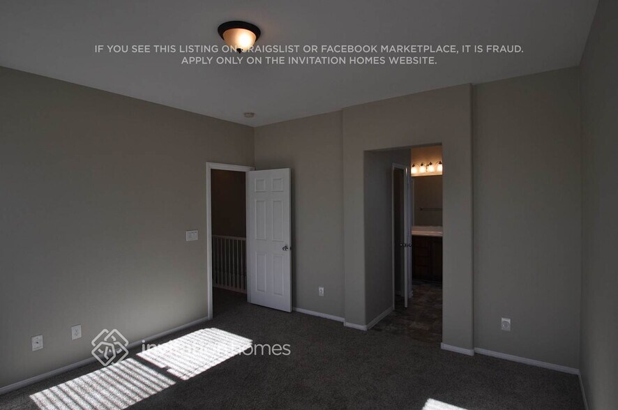 Building Photo - 9990 El Corriente St