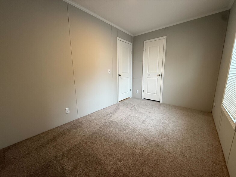 Building Photo - 11714 Cascade Cir