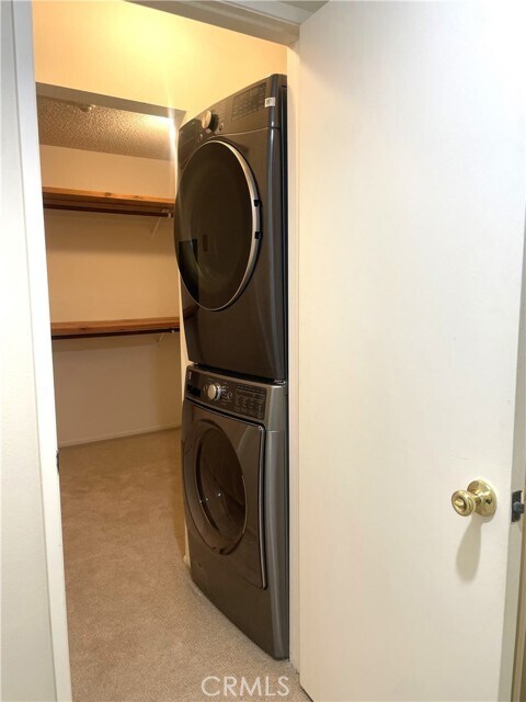 Building Photo - 1007 S Catalina Ave