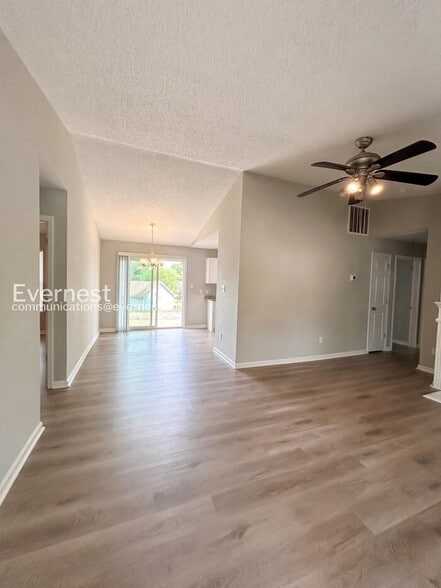 Building Photo - 1228 Capps Hollow Dr