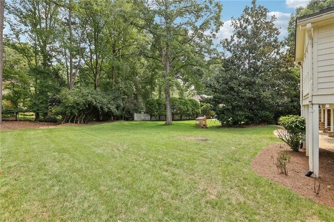 Building Photo - 5653 Trowbridge Dr