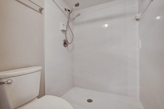 Building Photo - 2906 SW 21st Terrace