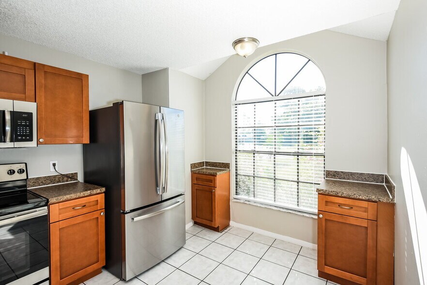 Building Photo - 7827 Farnsworth Ct