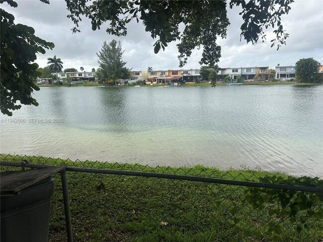 Building Photo - 7400 W 17th Ave