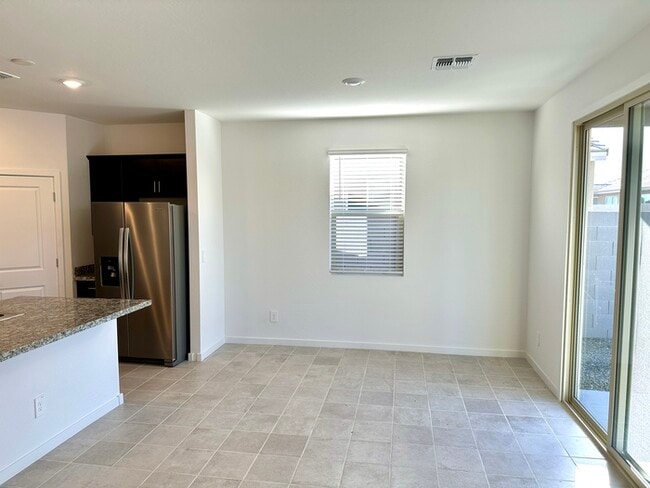 Building Photo - Almost new 4 bedroom home in Hurley Ranch