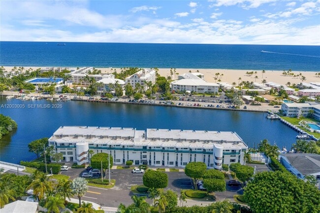 Building Photo - 1800 S Ocean Dr