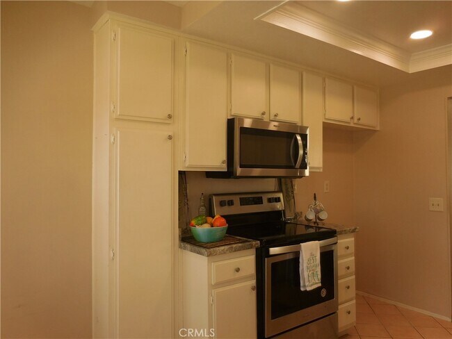 Building Photo - 27456 Alta Vista Way