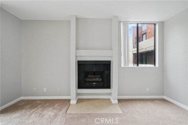 Building Photo - 7826 Topanga Canyon Blvd