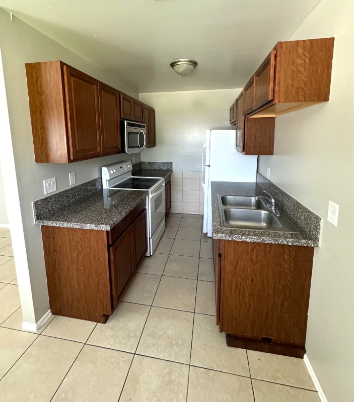 Building Photo - 8293 Beacon Blvd