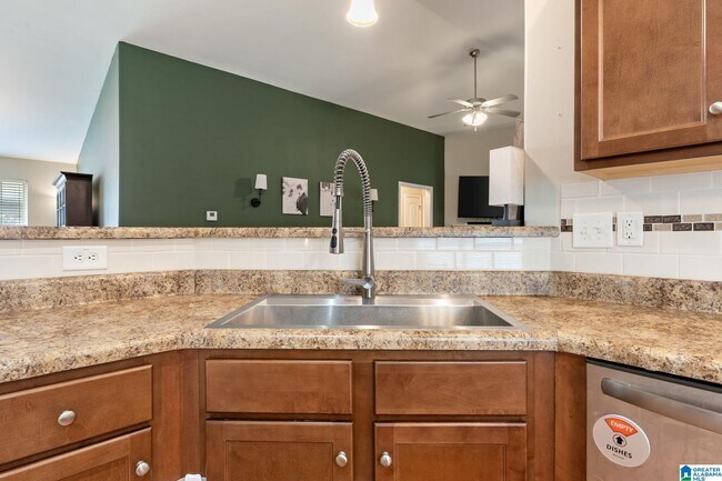 Building Photo - 315 Ivy Hills Cir