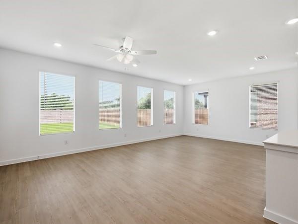 Building Photo - 7001 Camphor Ct