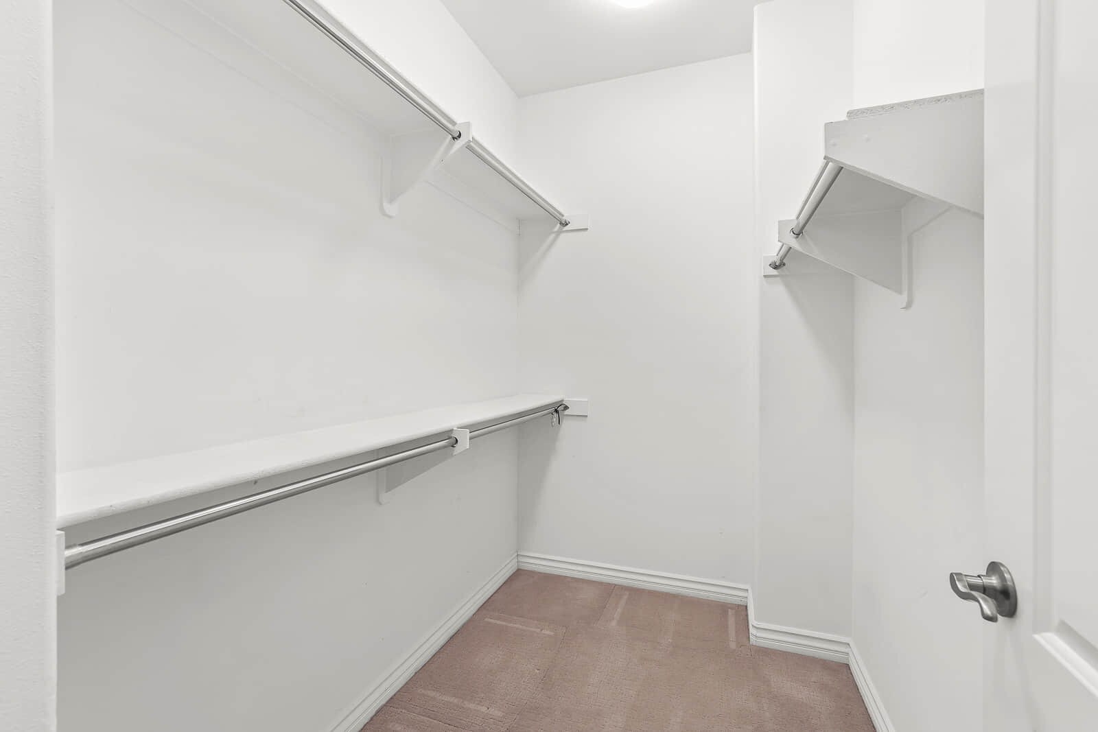 Walk-in closet - 808 S Golden W Ave