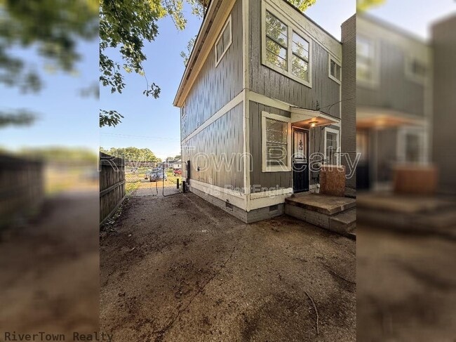 Building Photo - 1778 Brown Ave