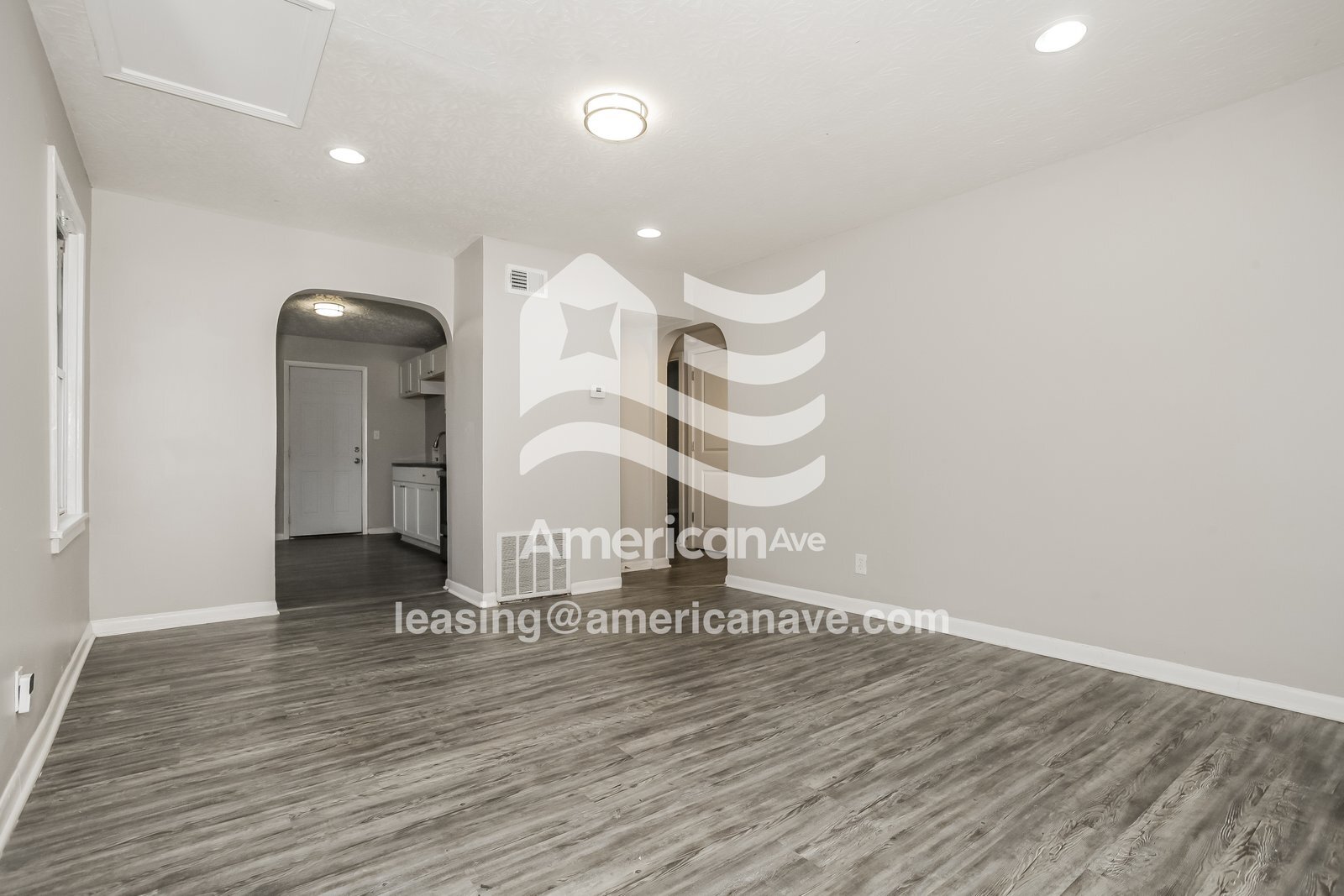 Building Photo - 701 19th Ave