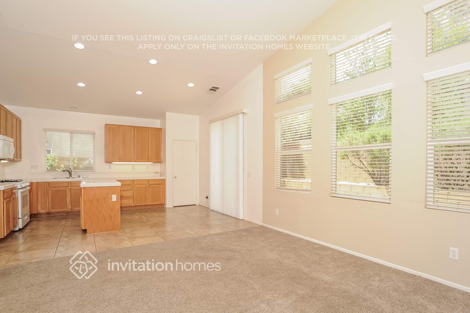 Building Photo - 42213 Marbella St