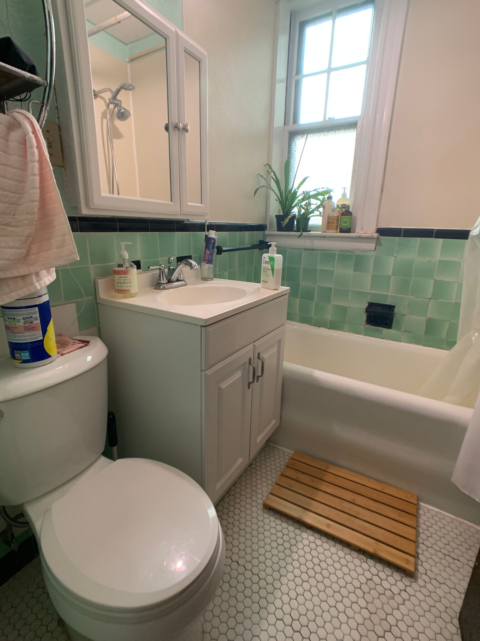 Building Photo - 1945 Commonwealth Ave