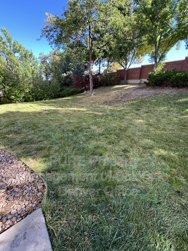 Building Photo - 3980 E Phillips Cir