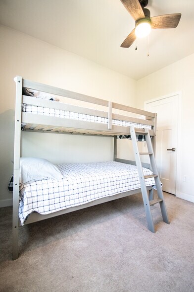 twin over twin bunked - 914 Avast Way
