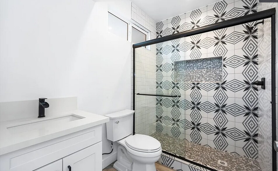 Building Photo - 10857 Morrison St