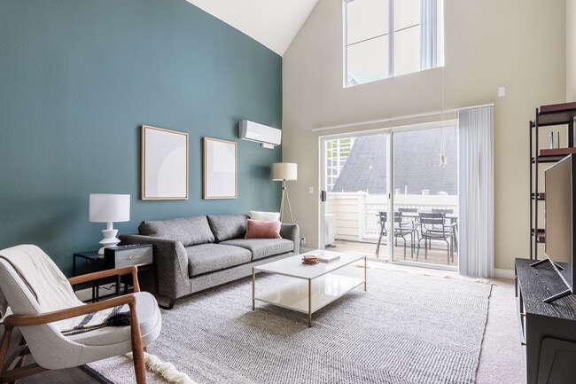 Building Photo - 335 Hawthorne Ave