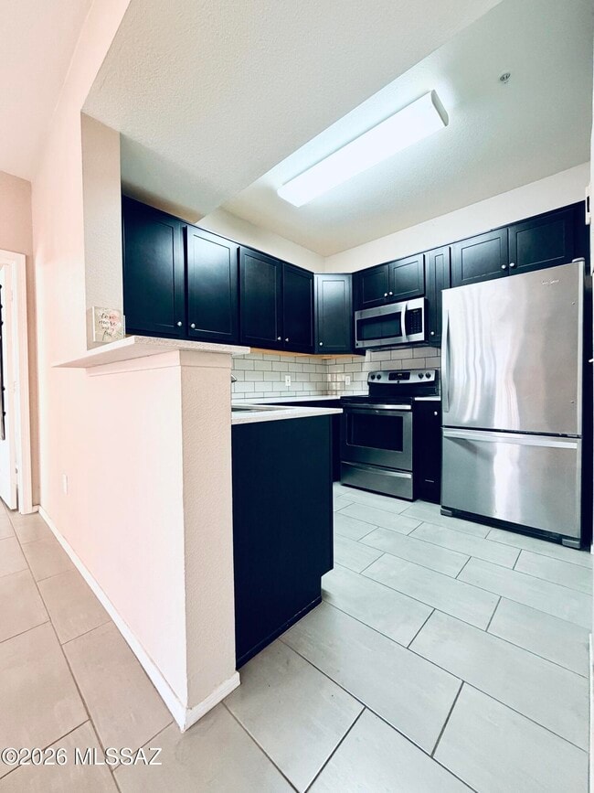 Building Photo - 1500 E Pusch Wilderness Dr