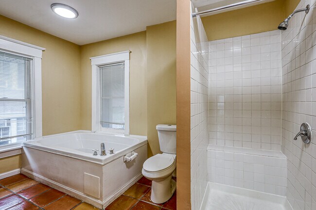 Master Bath with large tub and walk-in shower - 2nd floor - 4333 Charlotte St