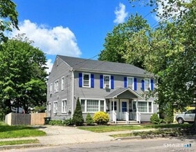 Building Photo - 1081 Brooklawn Ave