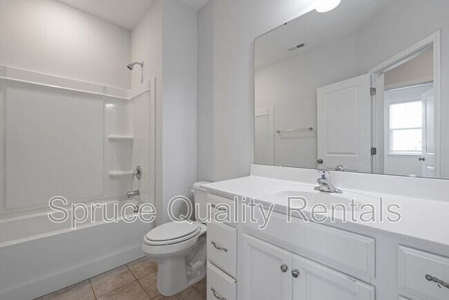 Building Photo - 1268 Commack Dr