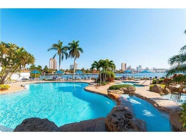 Building Photo - 19101 NE 36th Pl